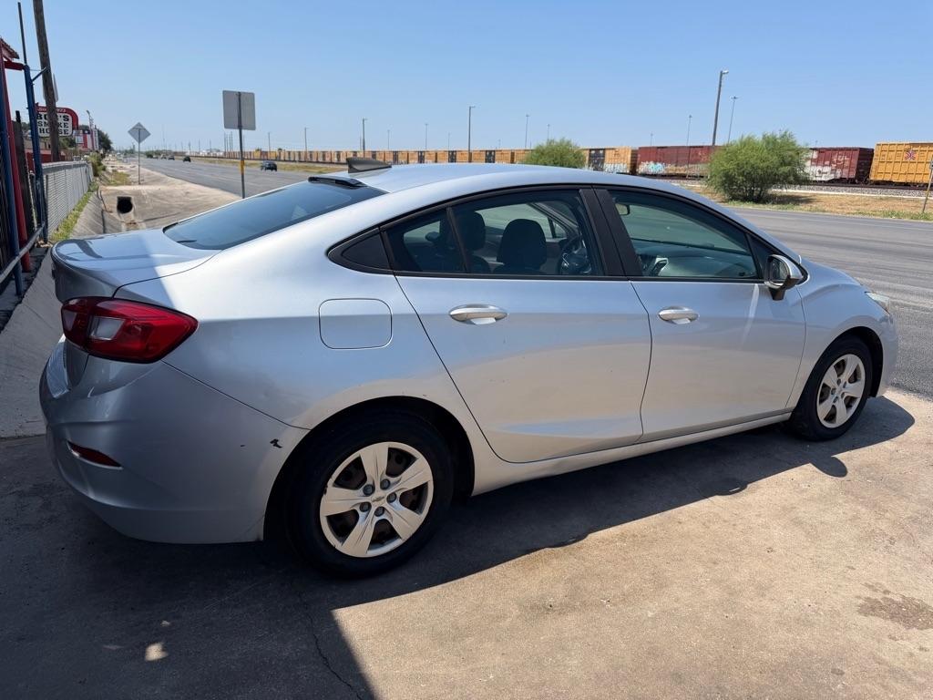 Chevrolet Cruze LS Auto 2018