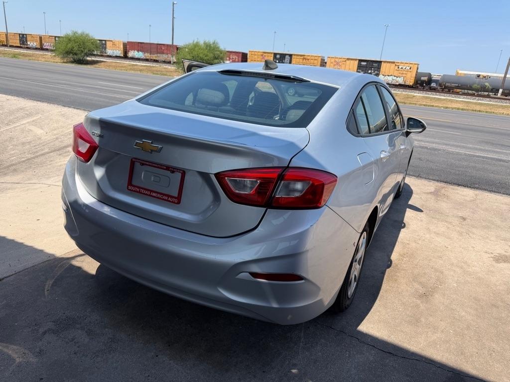 Chevrolet Cruze LS Auto 2018