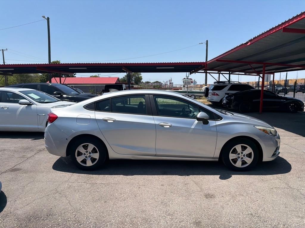Chevrolet Cruze LS Auto 2018
