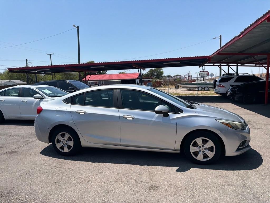 Chevrolet Cruze LS Auto 2018