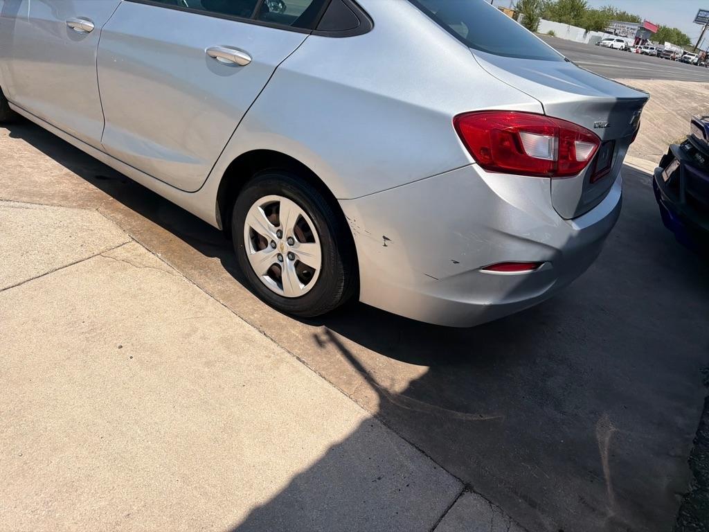 Chevrolet Cruze LS Auto 2018
