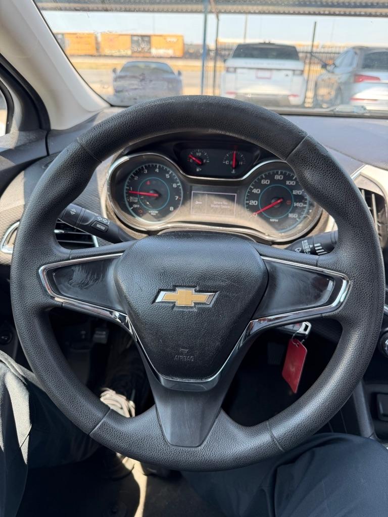 Chevrolet Cruze LS Auto 2018