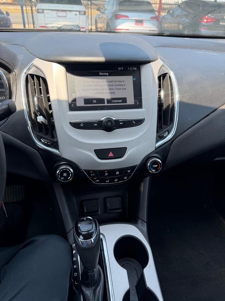 Chevrolet Cruze LS Auto 2018