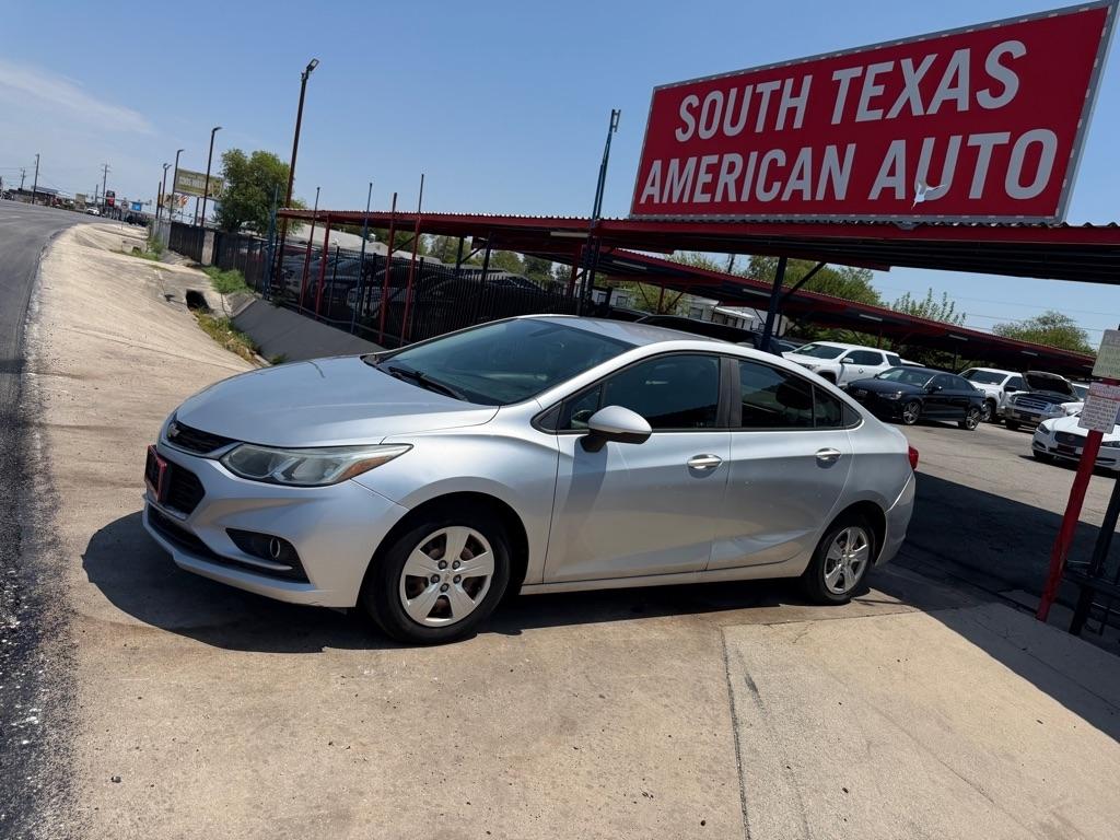 Chevrolet Cruze LS Auto 2018