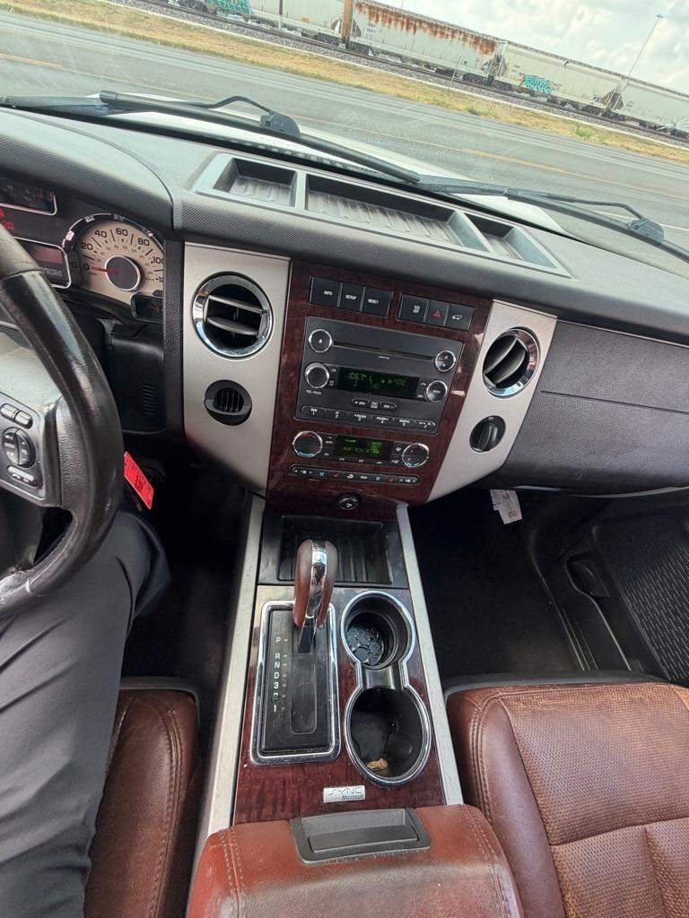 Ford Expedition King Ranch 2WD 2012