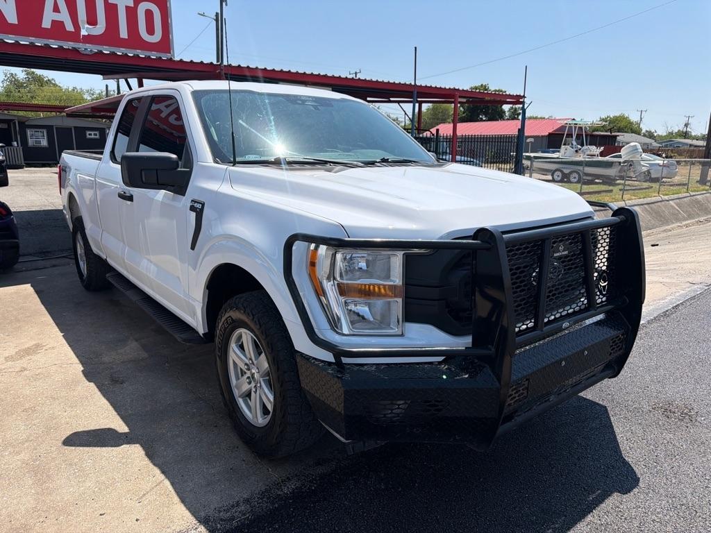 Ford F-150 XL SuperCab 8-ft. Bed 4WD 2022