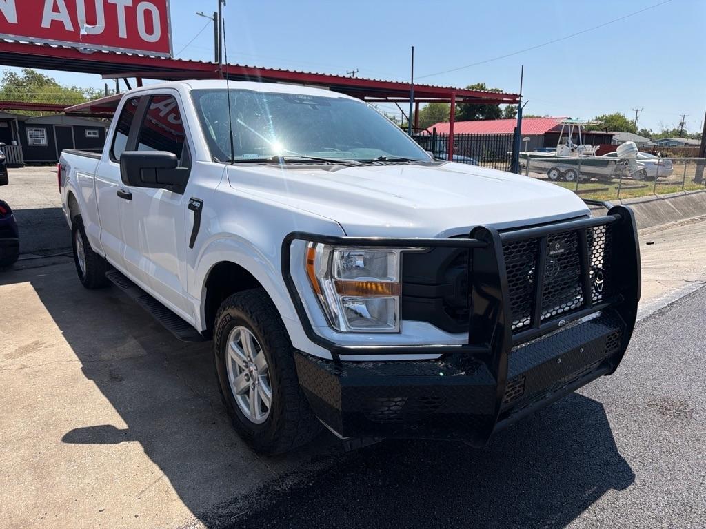 Ford F-150 XL SuperCab 8-ft. Bed 4WD 2022