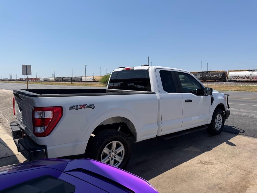 Ford F-150 XL SuperCab 8-ft. Bed 4WD 2022
