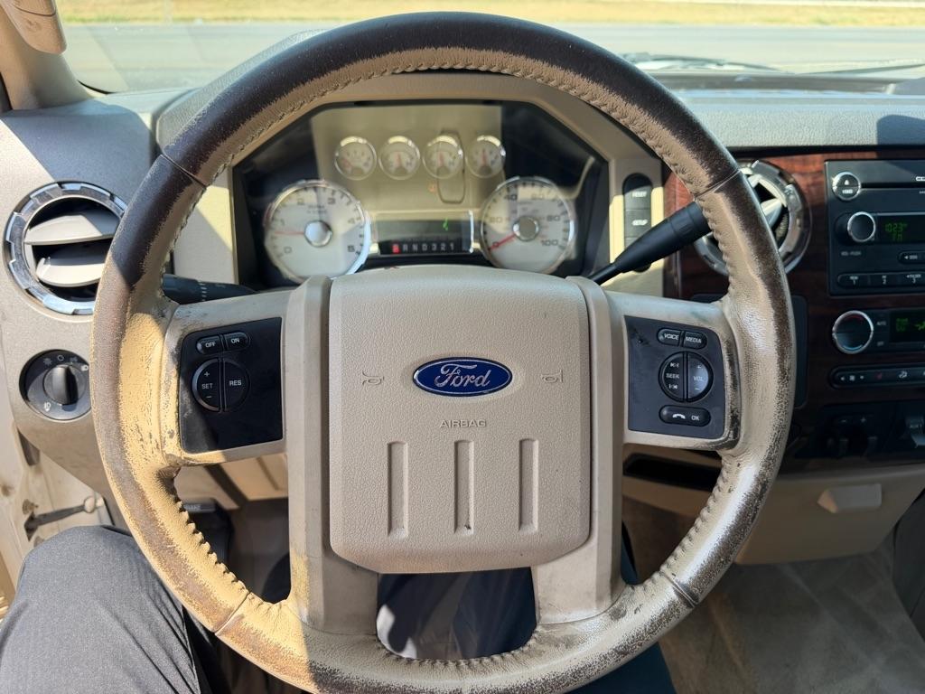 Ford F-250 SD XL Crew Cab 4WD 2009