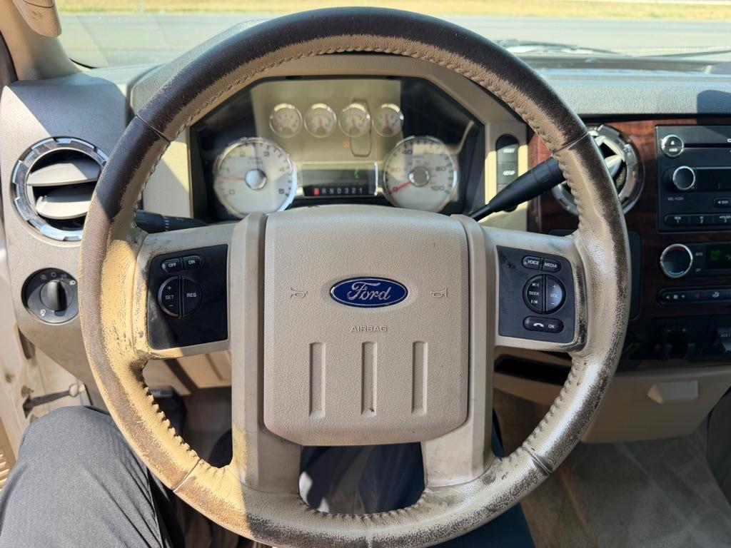 Ford F-250 SD XL Crew Cab 4WD 2009