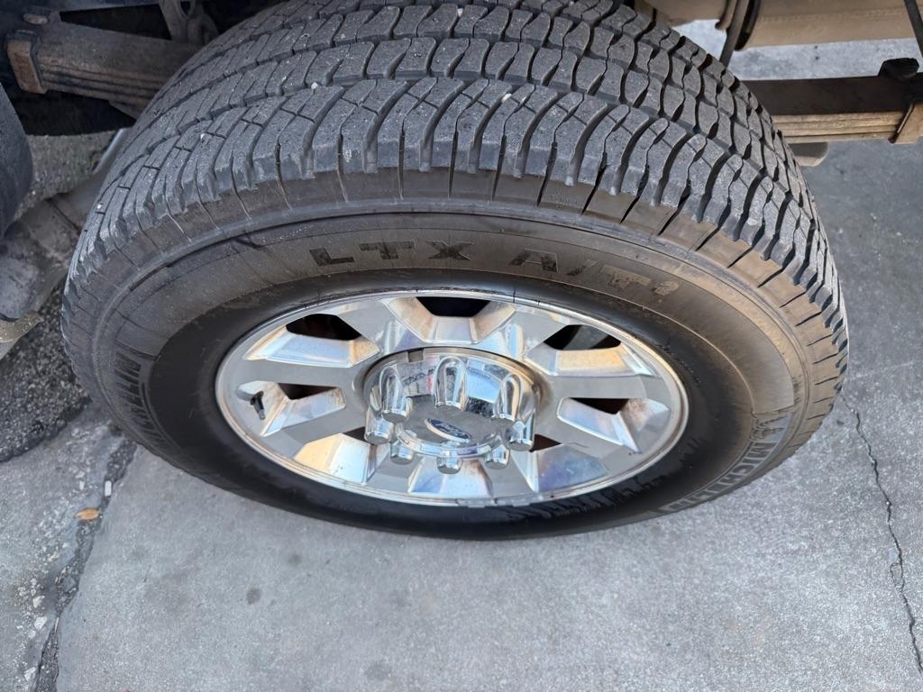 Ford F-250 SD XL Crew Cab 4WD 2009