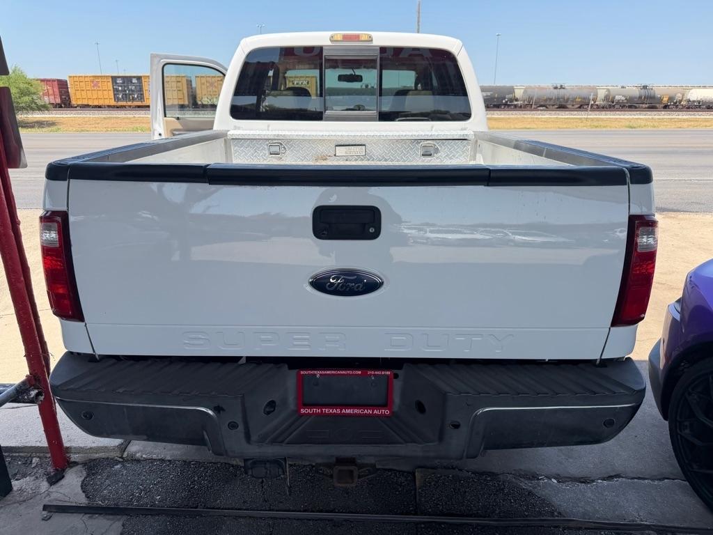 Ford F-250 SD XL Crew Cab 4WD 2009