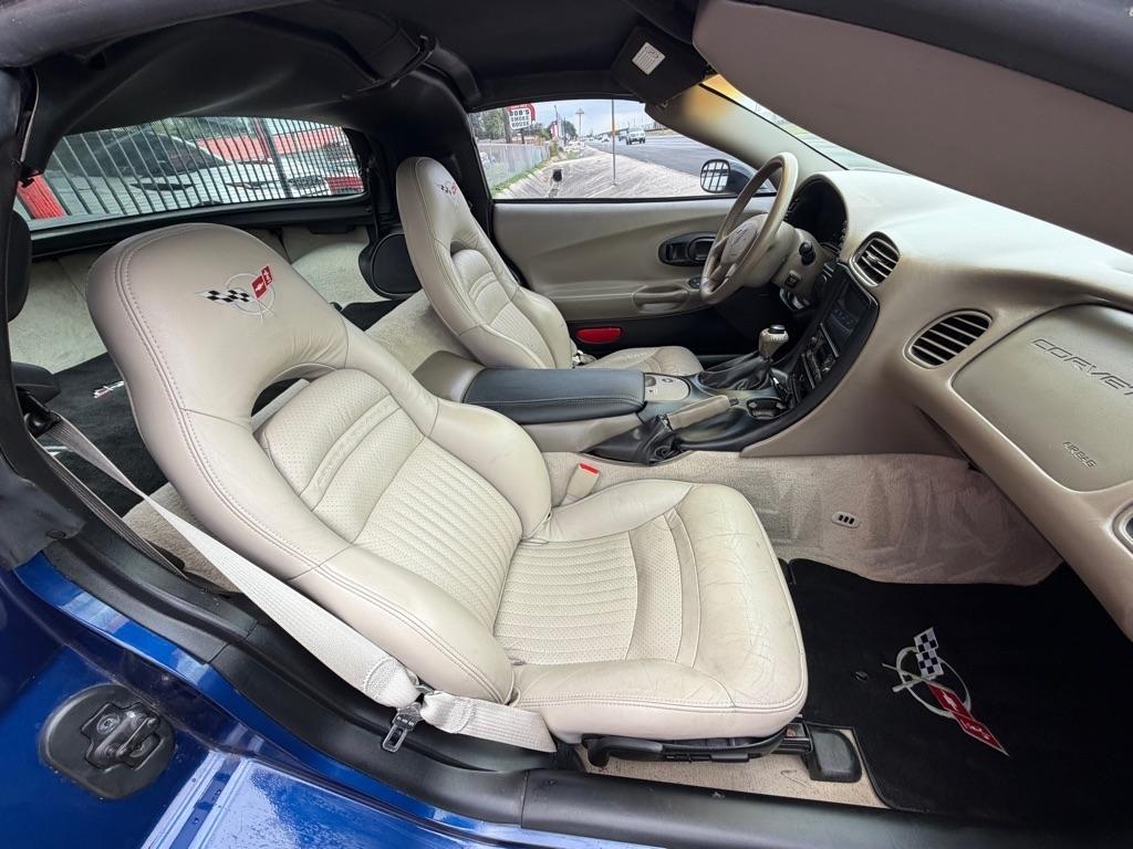 Chevrolet Corvette Coupe 2004