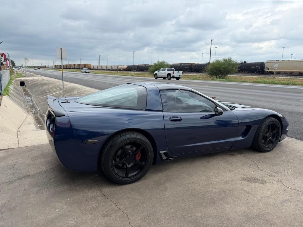 Chevrolet Corvette Coupe 2004