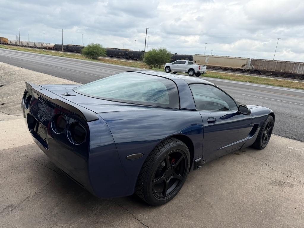 Chevrolet Corvette photo 75
