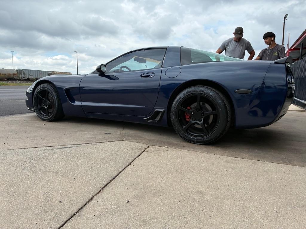 Chevrolet Corvette Coupe 2004