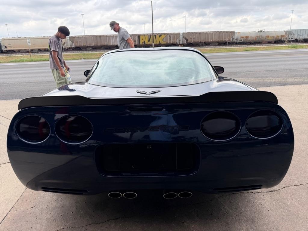 Chevrolet Corvette Coupe 2004
