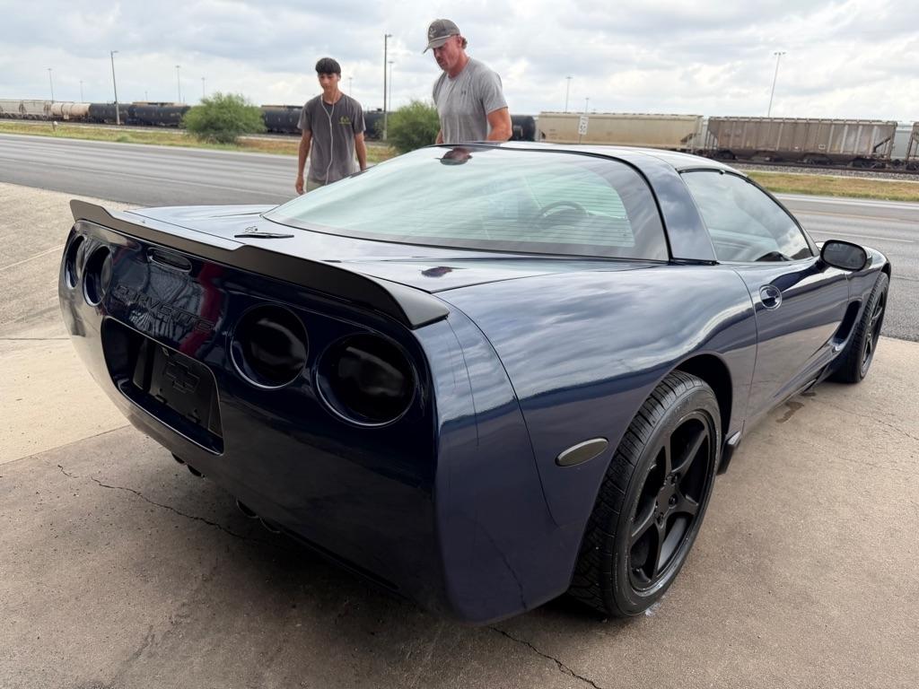 Chevrolet Corvette Coupe 2004