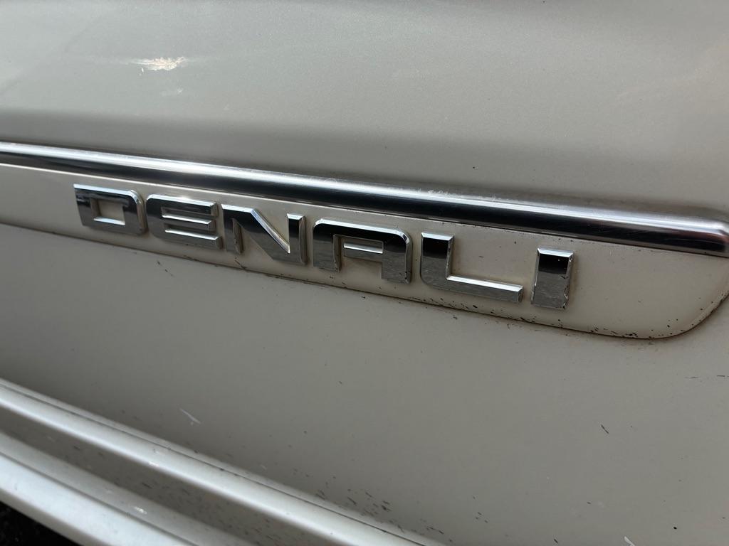 GMC Acadia Denali AWD 2015