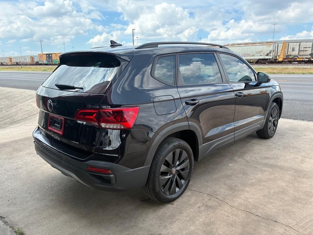 Volkswagen Taos S 2022