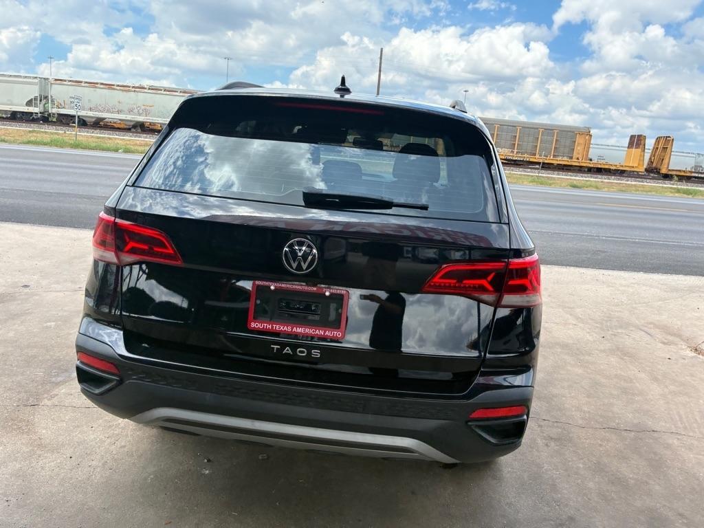 Volkswagen Taos S 2022