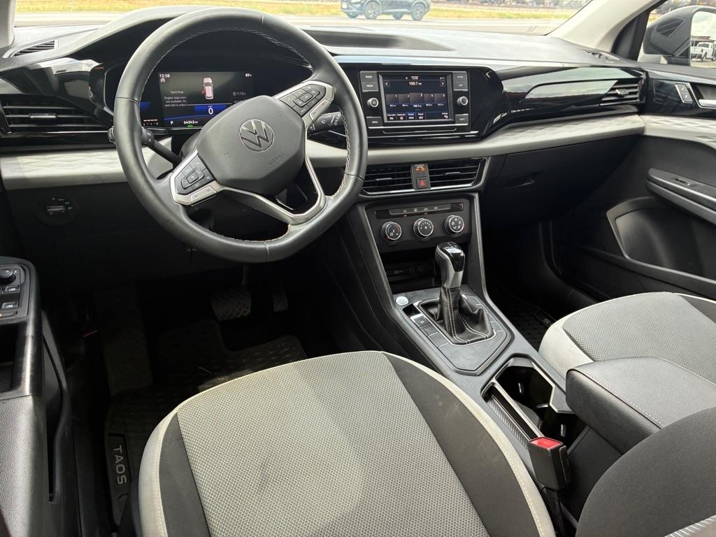 Volkswagen Taos S 2022