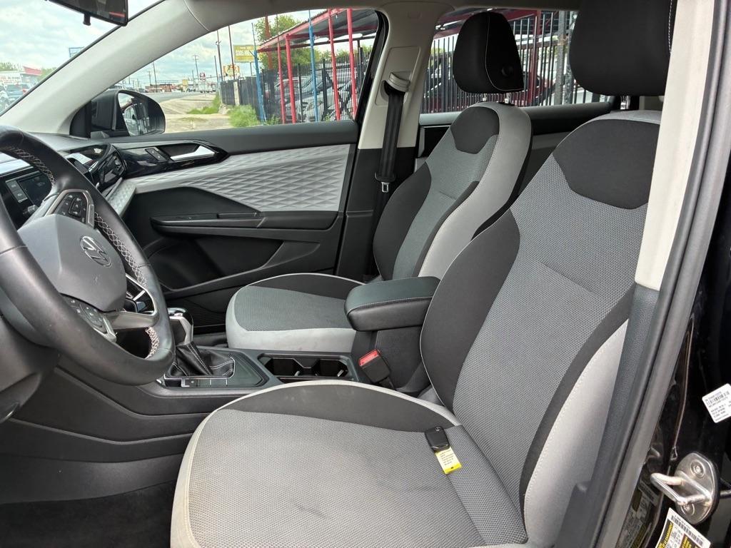 Volkswagen Taos S 2022