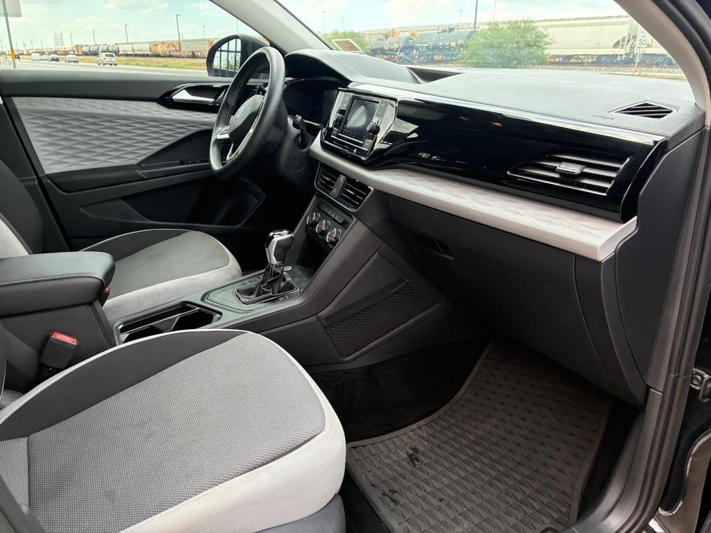 Volkswagen Taos S 2022