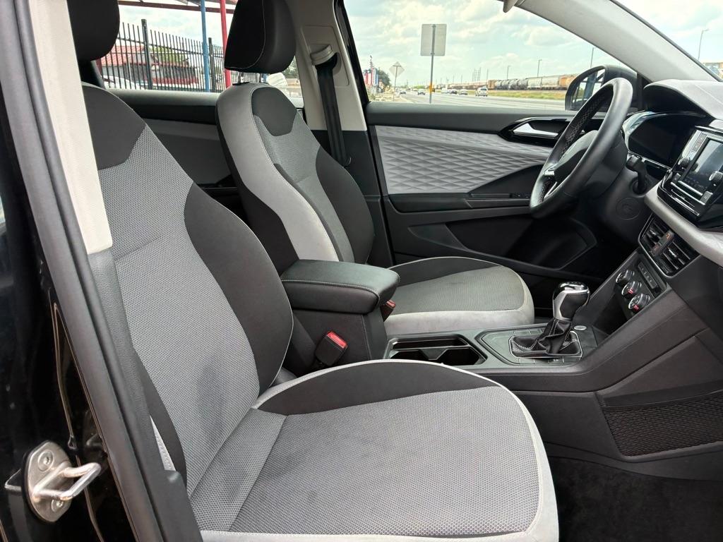 Volkswagen Taos S 2022