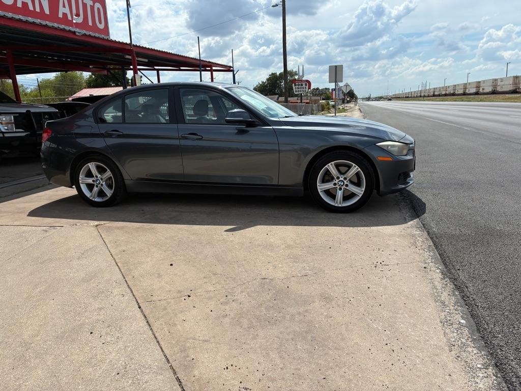 BMW 3-Series 328i xDrive Sedan 2014