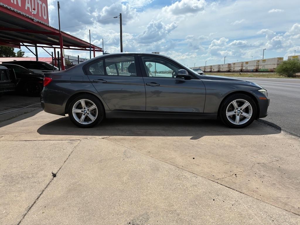 BMW 3-Series 328i xDrive Sedan 2014