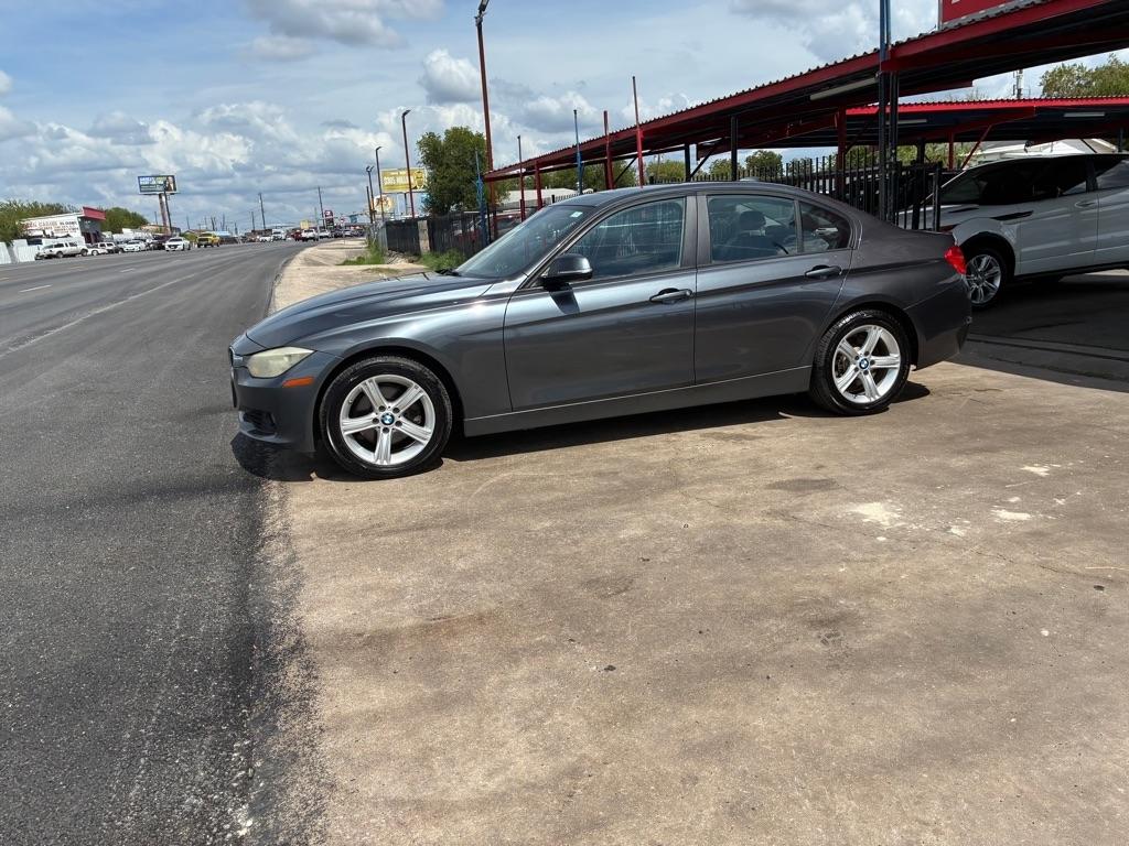 BMW 3-Series 328i xDrive Sedan 2014