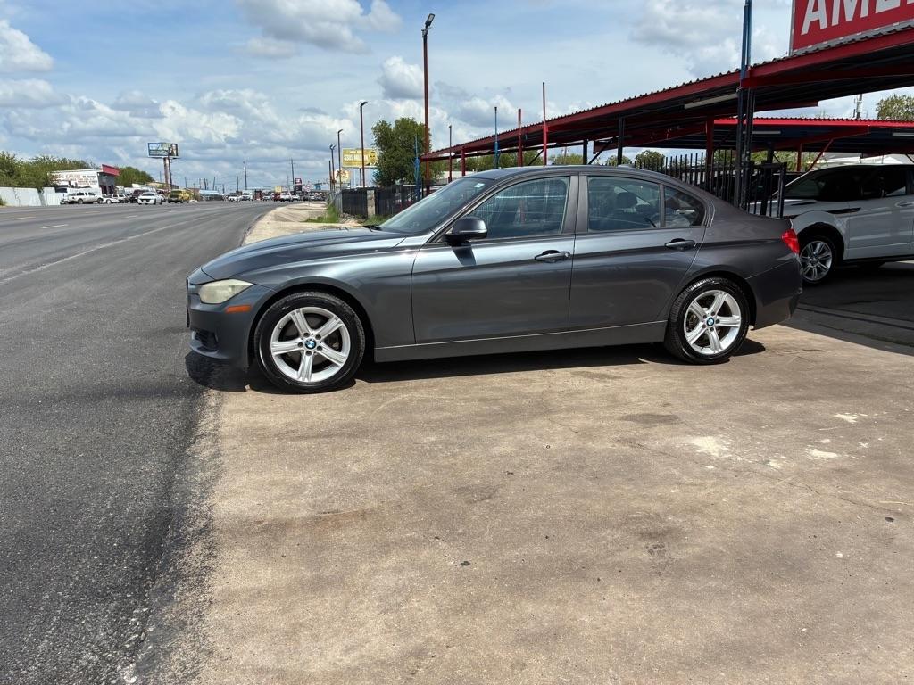 BMW 3-Series 328i xDrive Sedan 2014