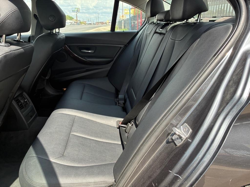 BMW 3-Series 328i xDrive Sedan 2014
