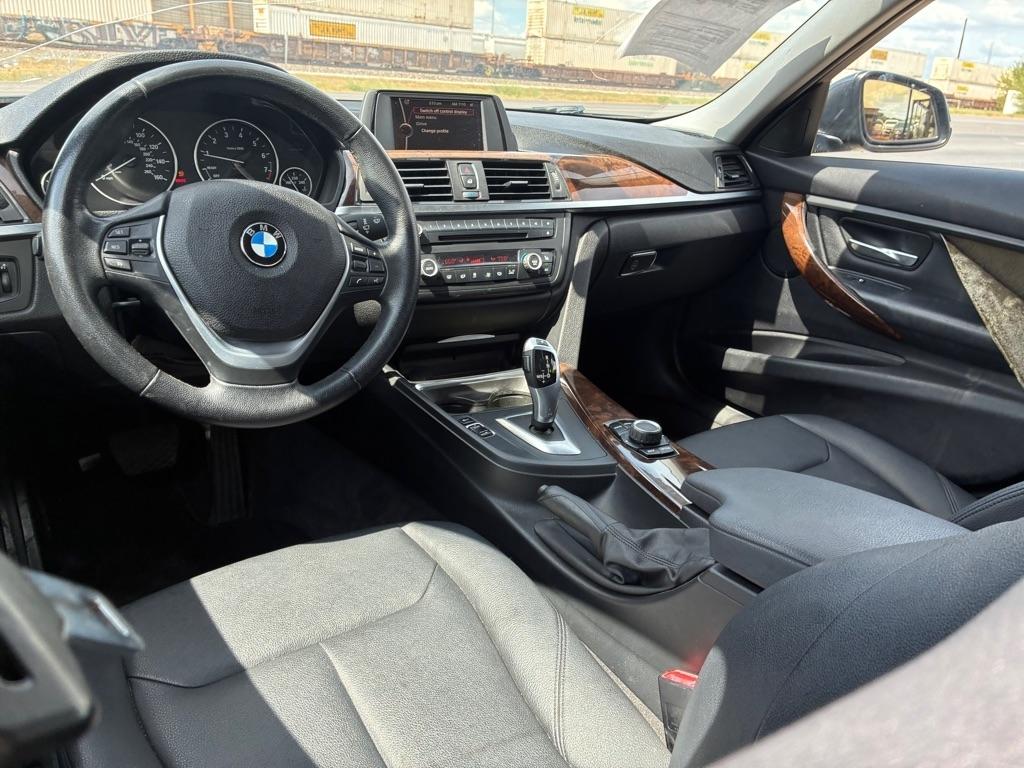 BMW 3-Series 328i xDrive Sedan 2014