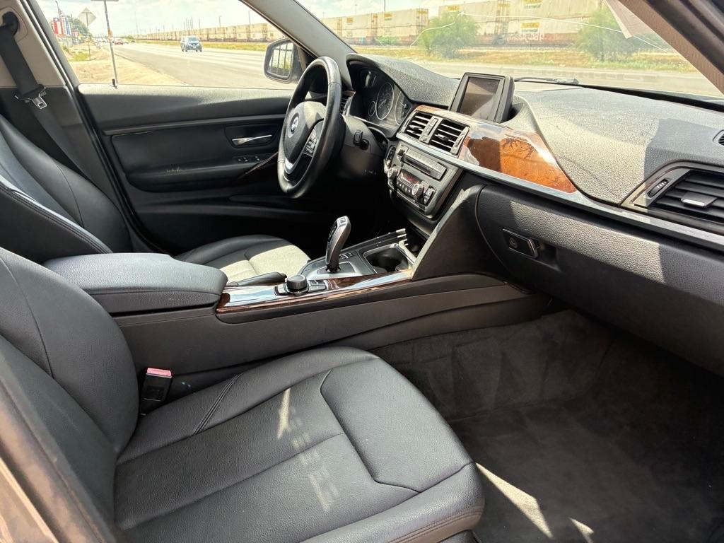 BMW 3-Series 328i xDrive Sedan 2014