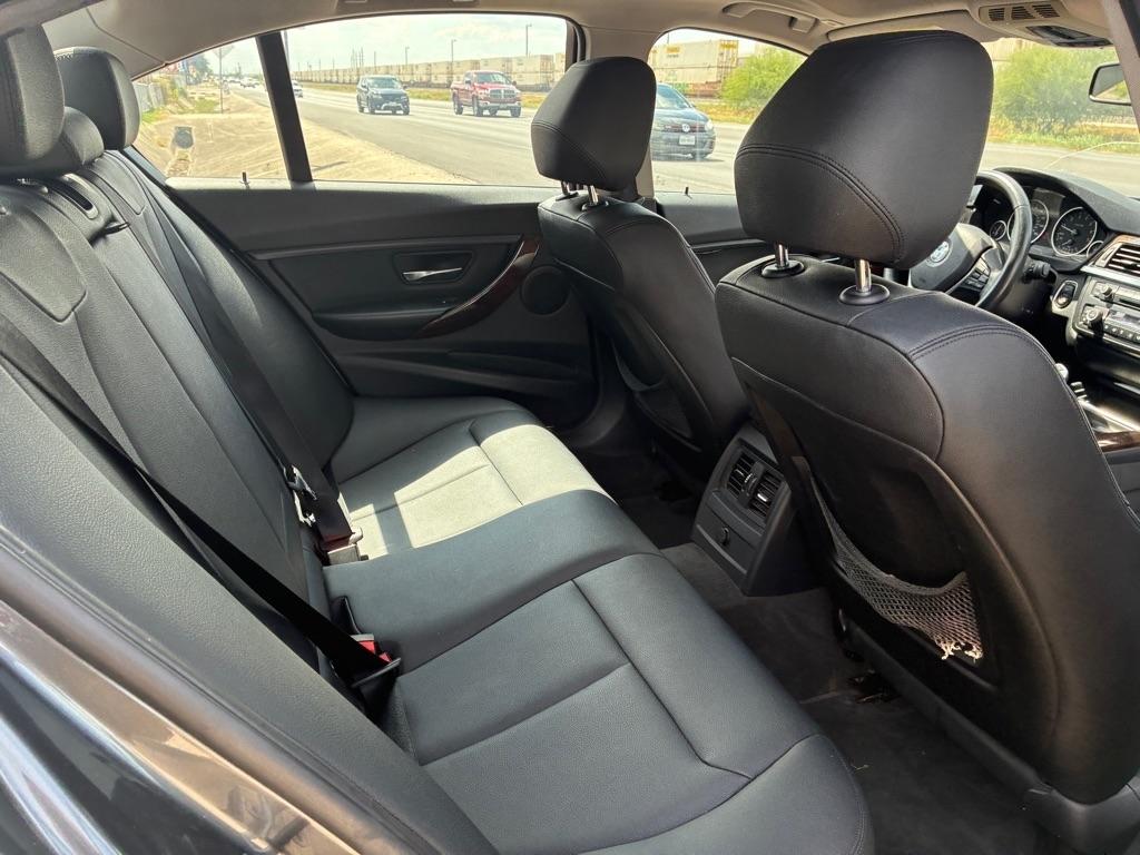 BMW 3-Series 328i xDrive Sedan 2014