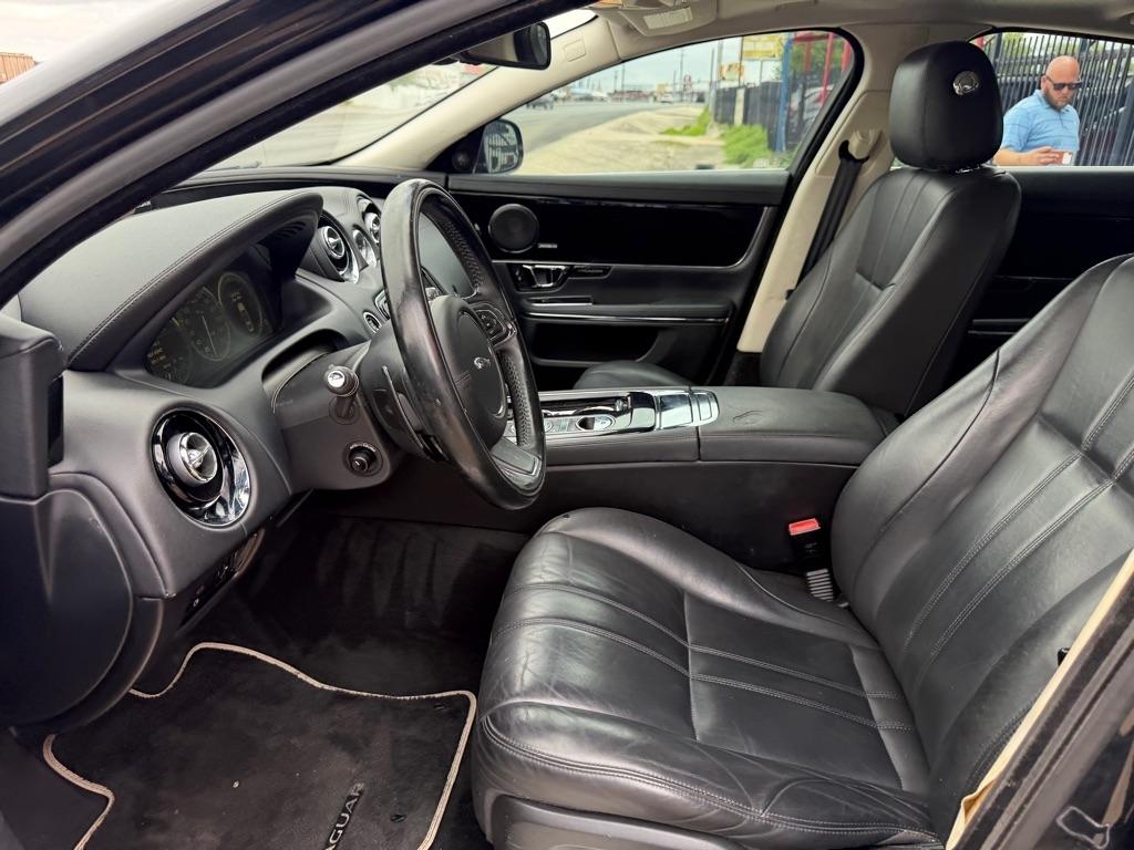 Jaguar XJ-Series XJ AWD 2014