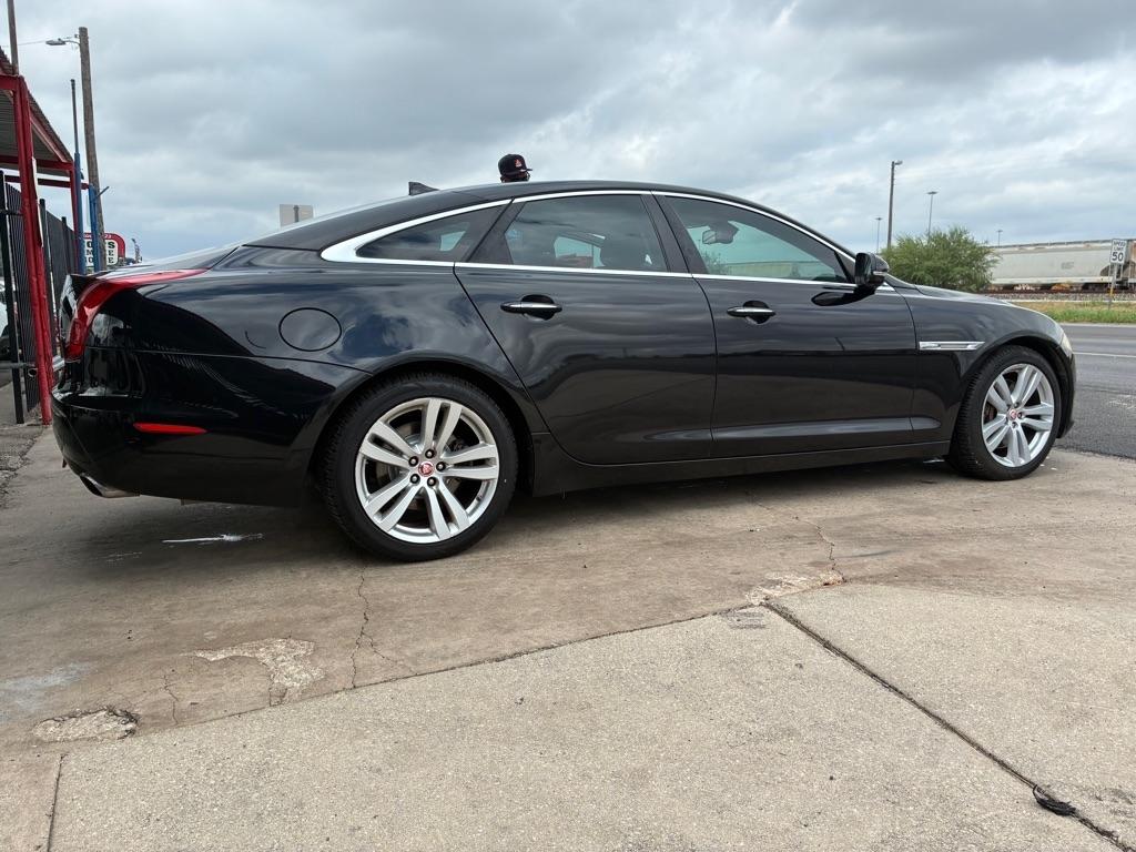 Jaguar XJ-Series XJ AWD 2014