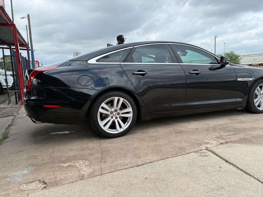Jaguar XJ-Series XJ AWD 2014