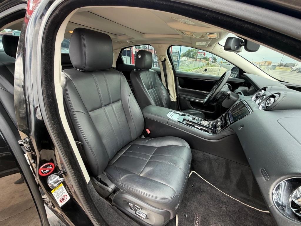 Jaguar XJ-Series XJ AWD 2014