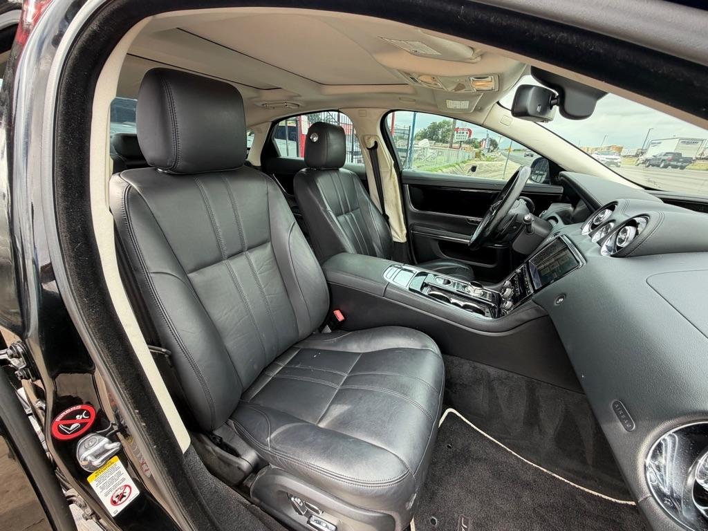 Jaguar XJ-Series XJ AWD 2014