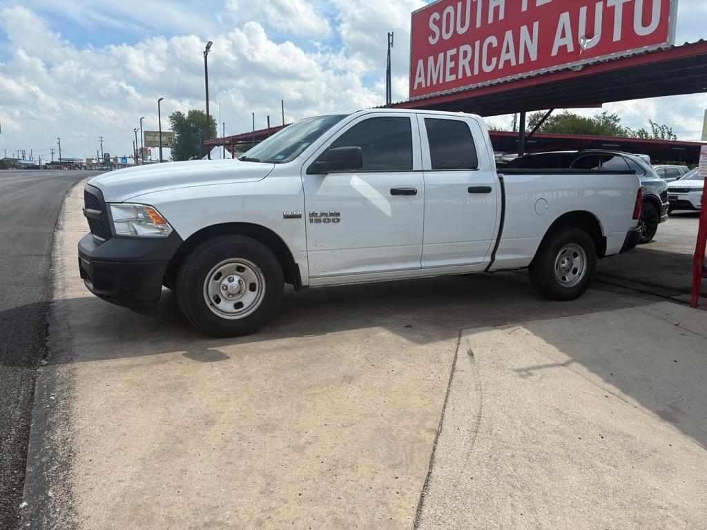 RAM 1500 Tradesman Quad Cab 2WD 2017
