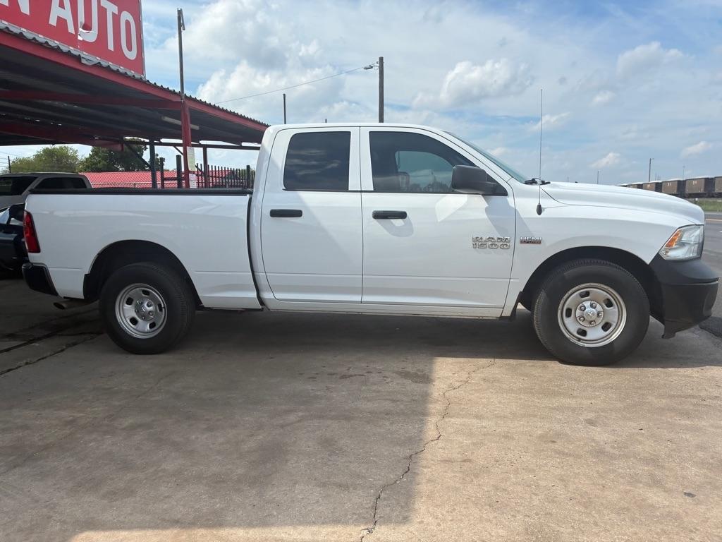 RAM 1500 Tradesman Quad Cab 2WD 2017
