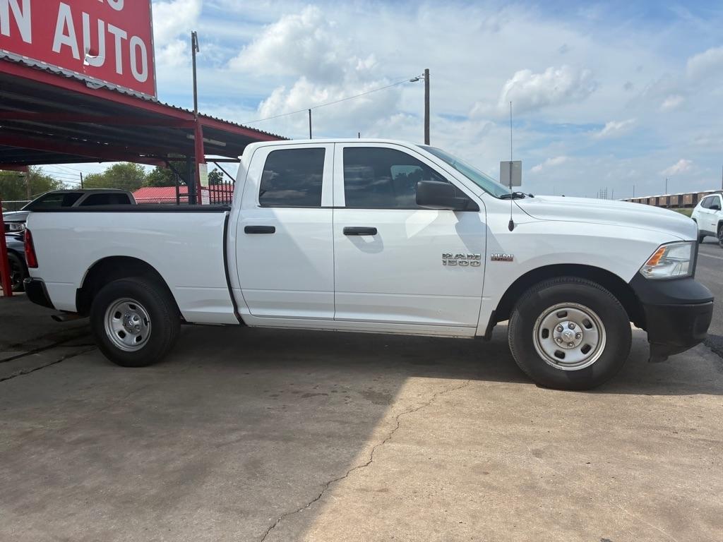 RAM 1500 Tradesman Quad Cab 2WD 2017