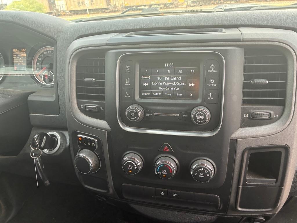 RAM 1500 Tradesman Quad Cab 2WD 2017