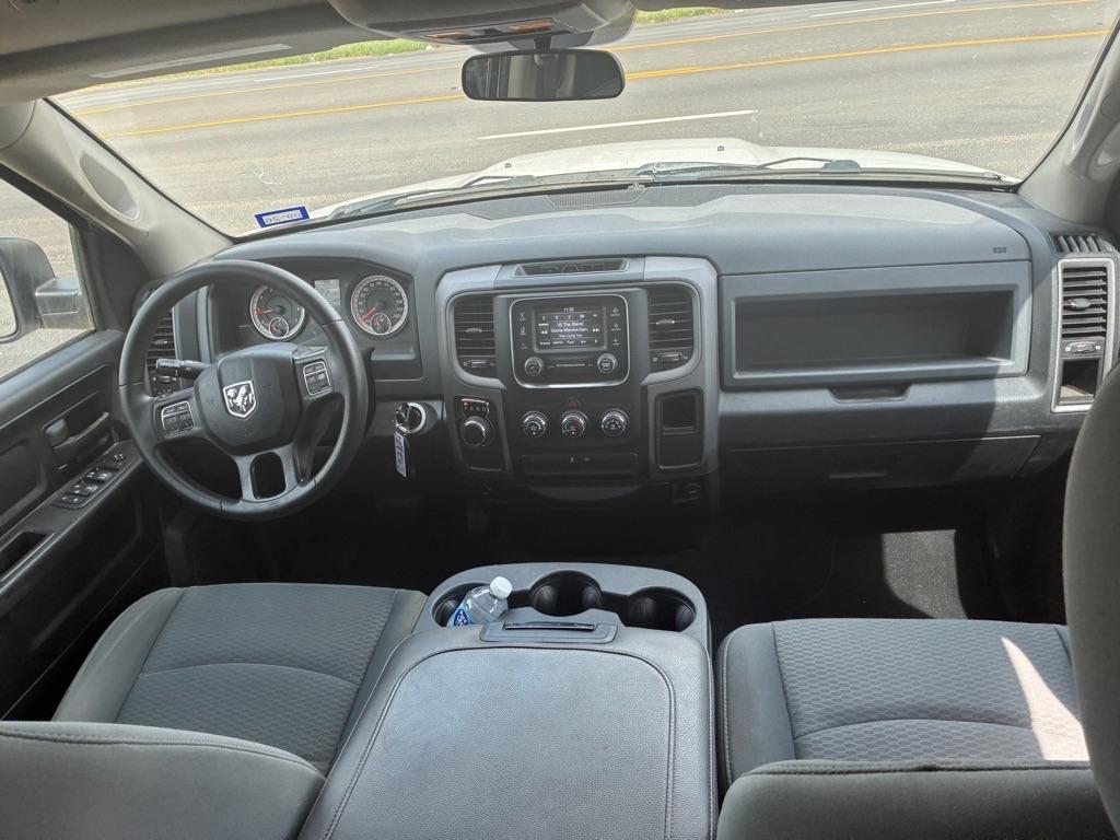 RAM 1500 Tradesman Quad Cab 2WD 2017