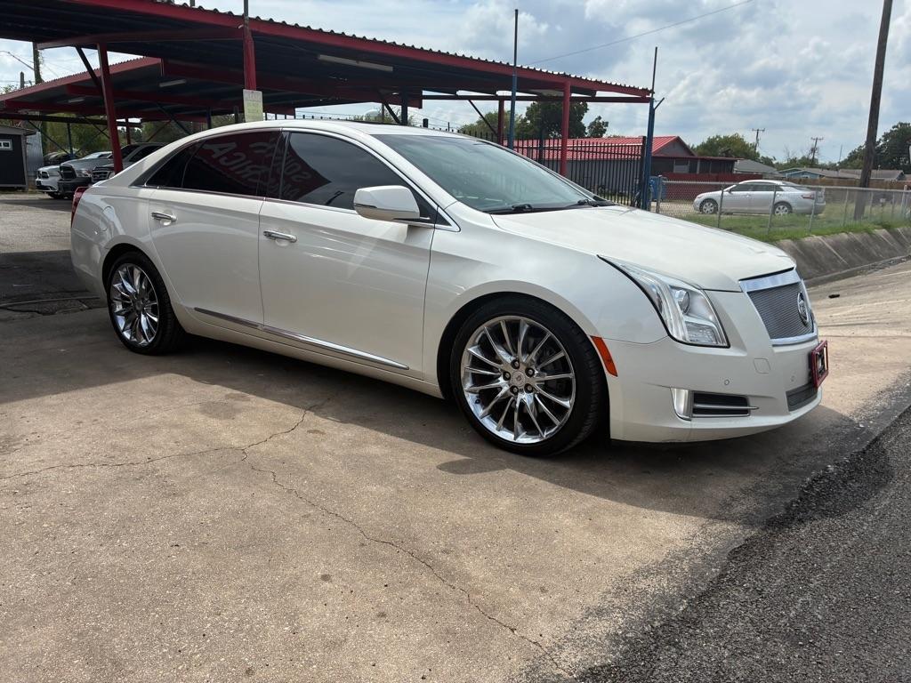 Cadillac XTS photo 5
