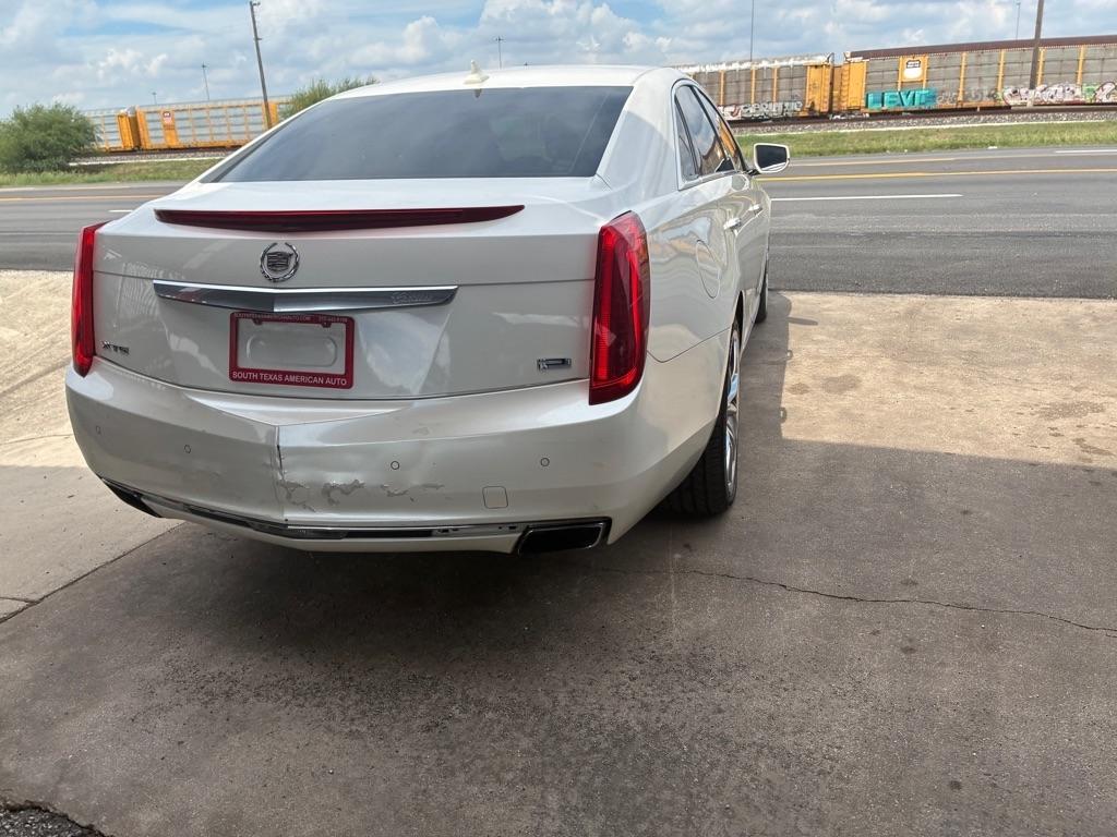 Cadillac XTS photo 9