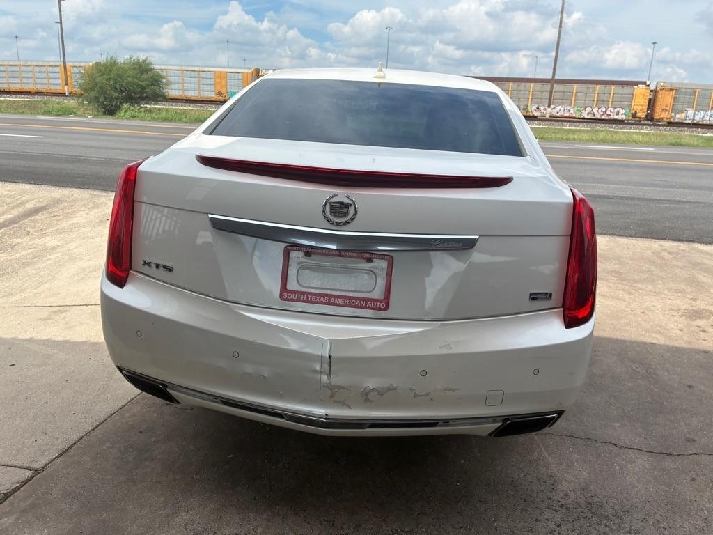 Cadillac XTS photo 11